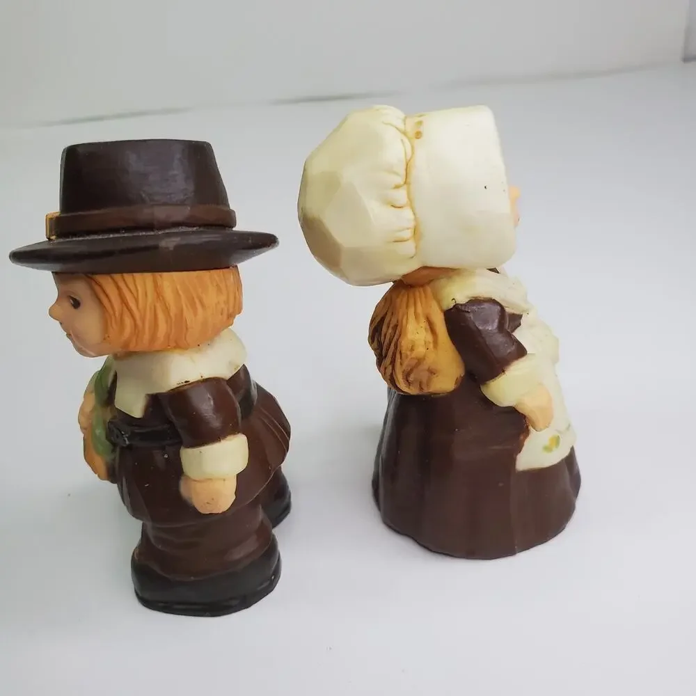 Vintage 1980s Hallmark Pilgrim Thanksgiving Salt And Pepper Shakers